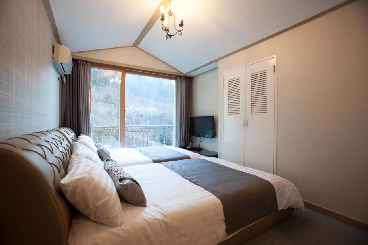 Cheongpyeong Family Hotel Gapyeong Εξωτερικό φωτογραφία