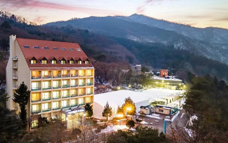 Cheongpyeong Family Hotel Gapyeong Εξωτερικό φωτογραφία